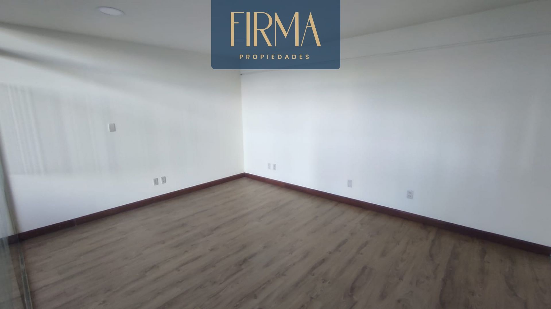 Local comercial ALQUILA ESTE LOCAL EN MIRAFLORES Foto 10