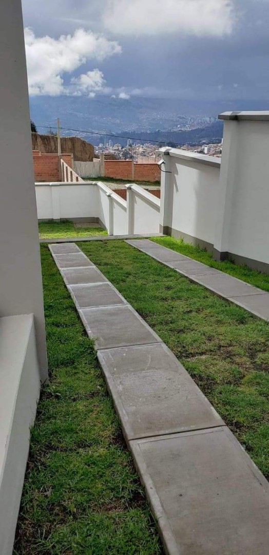 Casa en VentaALTO CALACOTO - LOS ROSALES  Foto 6