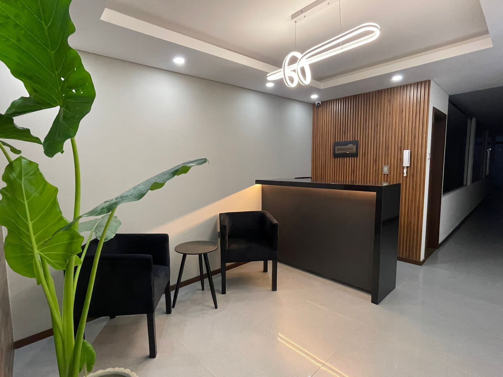 Departamento en Entre 2do y 3er anillo Norte en Santa Cruz de la Sierra 1 dormitorios 2 baños  Foto 18