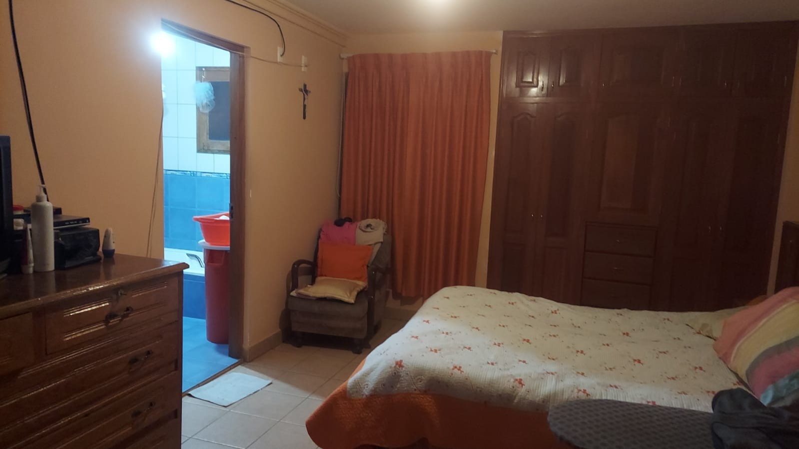 Casa $US.-117.000.- OPORTUNIDAD!!! CASA INM. HOSPITAL DEL NORTE CONDEBAMBA Foto 7