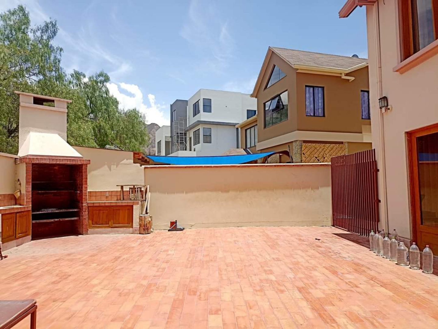 Casa en VentaUMAMANTA  3 dormitorios 4 baños 2 parqueos Foto 4