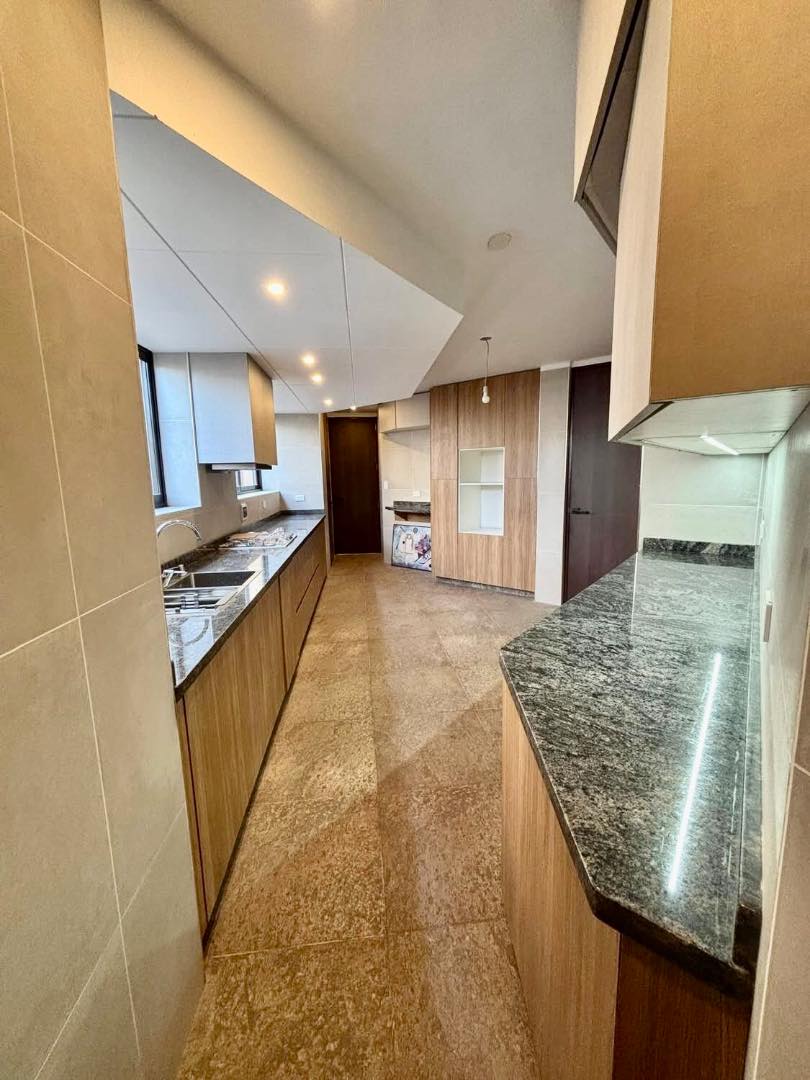 Casa en VentaACHUMANI 4 dormitorios 6 baños 2 parqueos Foto 10