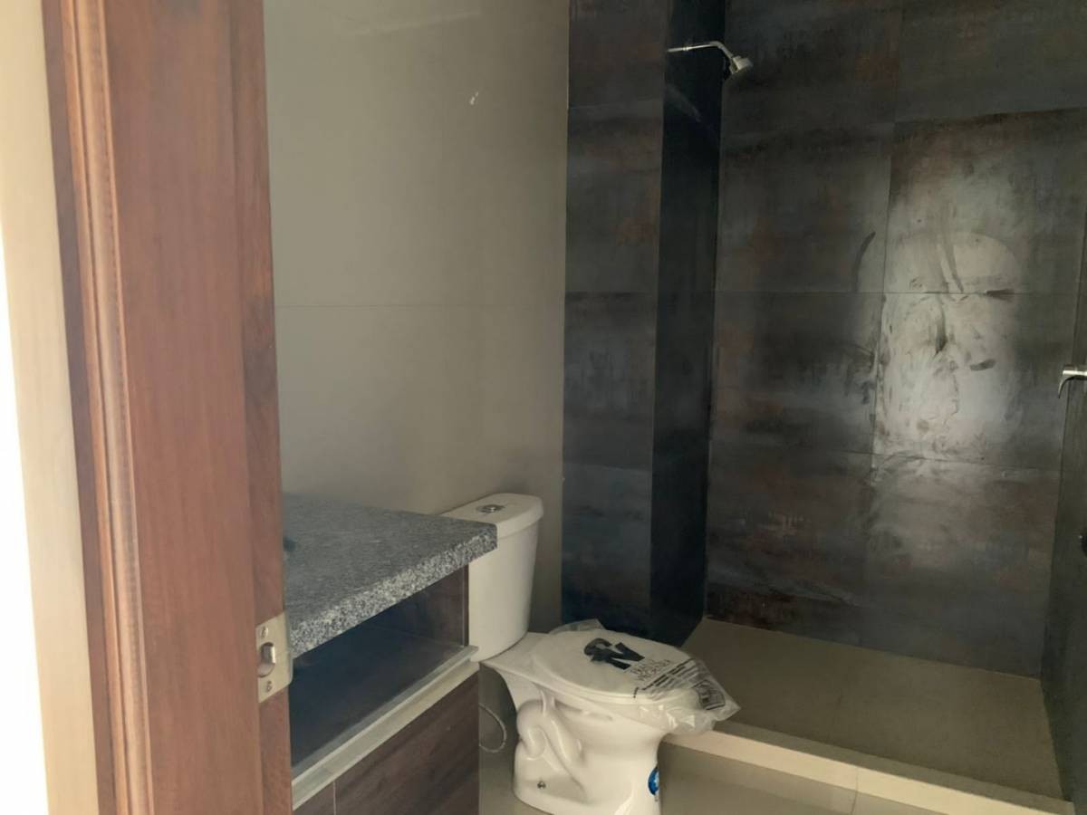 Departamento en Entre 3er y 4to anillo Oeste en Santa Cruz de la Sierra 2 dormitorios 2 baños 1 parqueos Foto 6