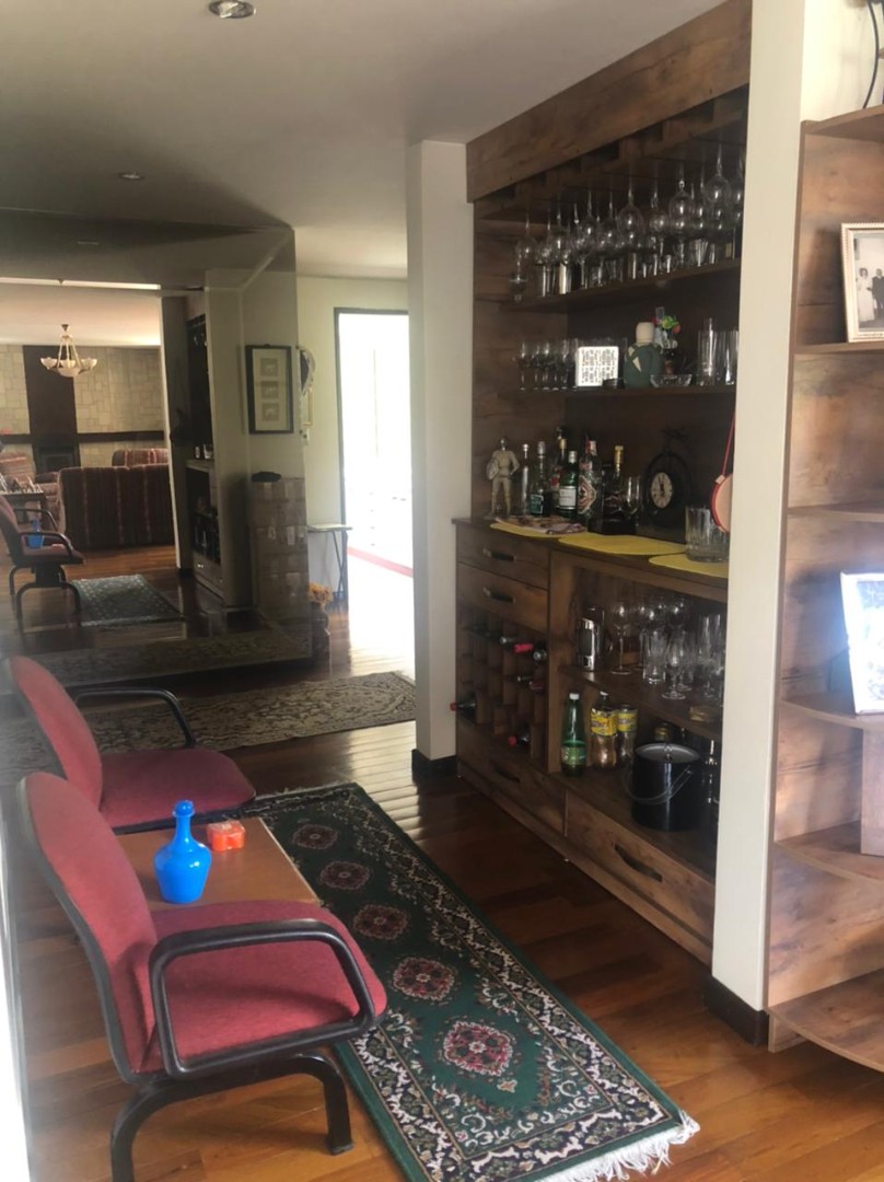 Departamento en Calacoto en La Paz 3 dormitorios 4 baños 1 parqueos Foto 17