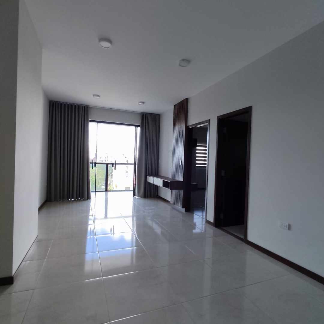 Departamento en AlquilerCerca Av Cañoto, Entre 1er y 2do Anillo, Santa Cruz - Bolivia  1 dormitorios 1 baños 1 parqueos Foto 4