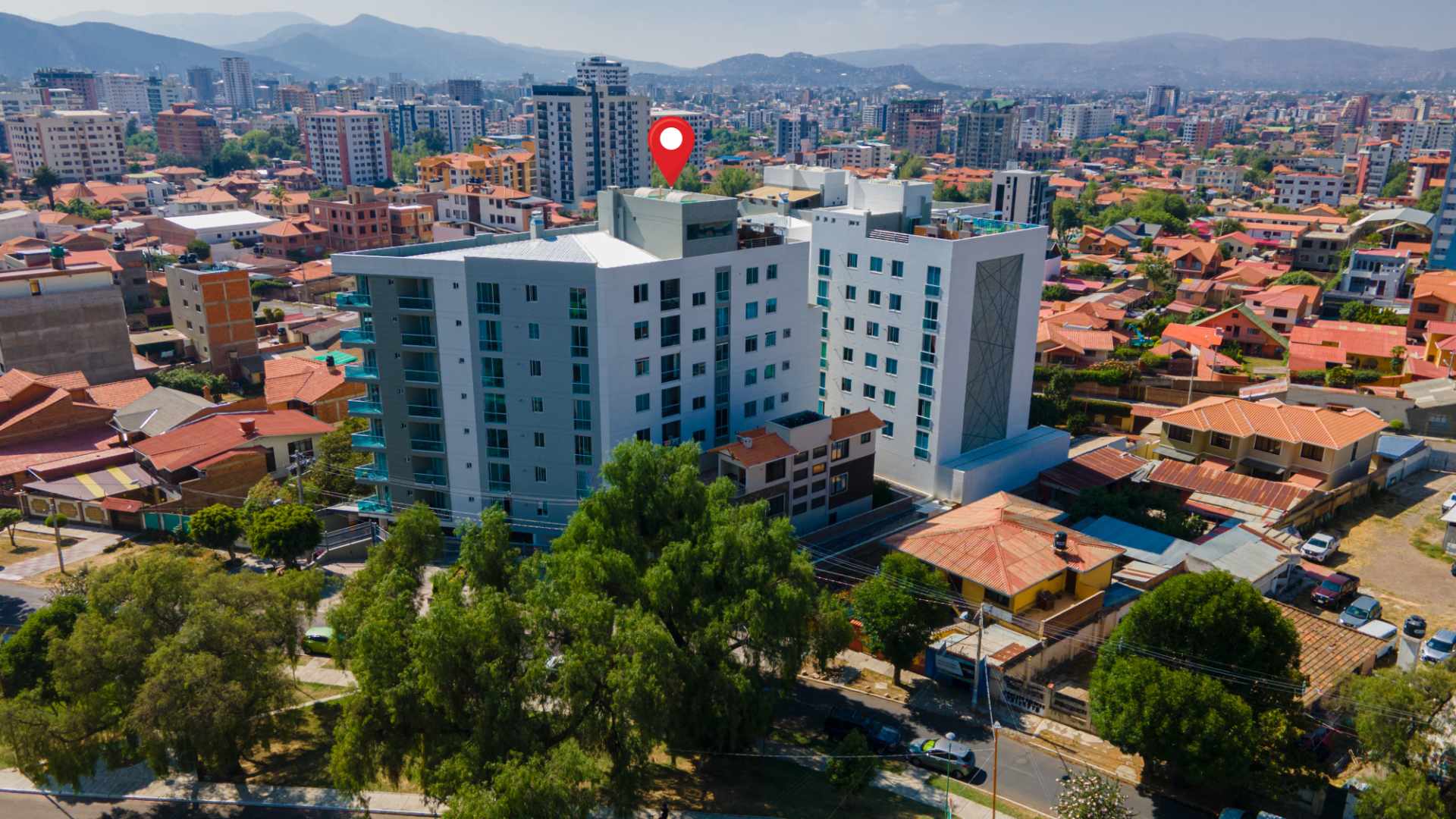 Departamento en VentaEDIF. L´ESSENCE SOBRE AV. WIRACOCHA CASI AV.MELCHOR PEREZ - ZONA SARCO 3 dormitorios 2 baños 1 parqueos Foto 26