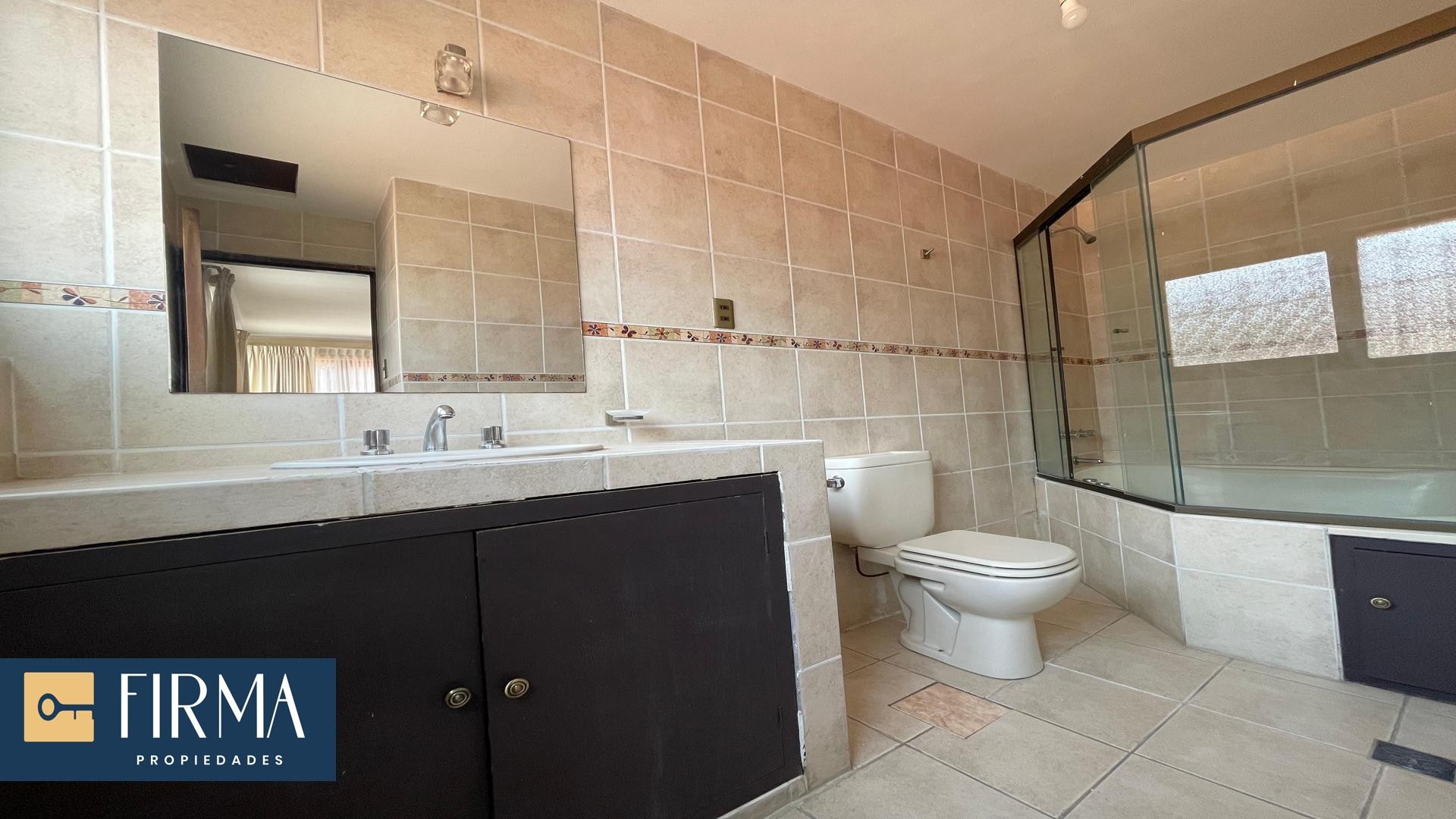 Casa en AlquilerCASA EN ALQUILER EN LA FLORIDA 3 dormitorios 5 baños 3 parqueos Foto 9