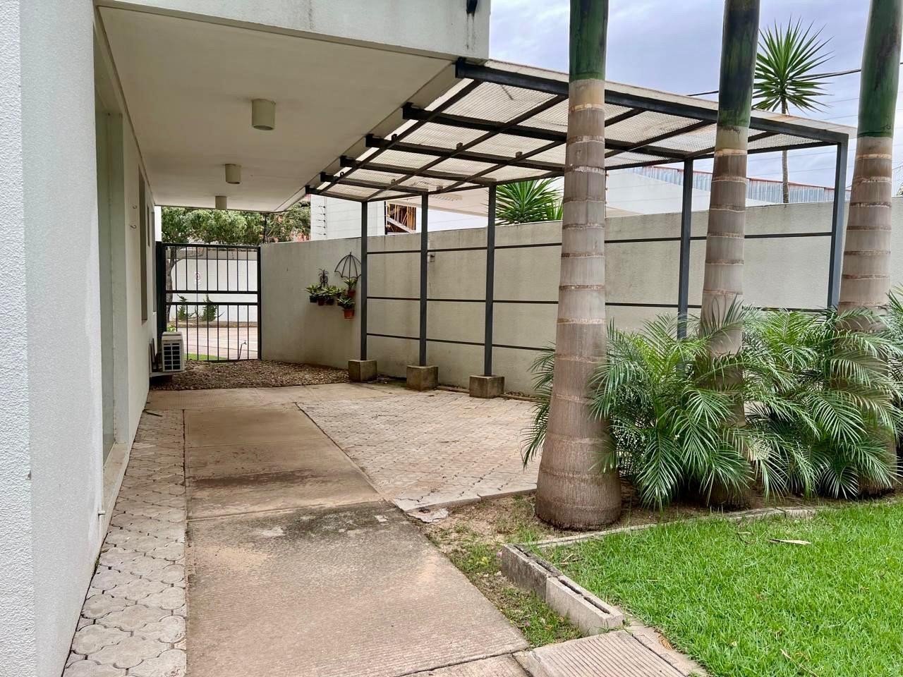 Casa En Venta de Ocasión Hermosa Casa en Condominio Las Palmas II Foto 10