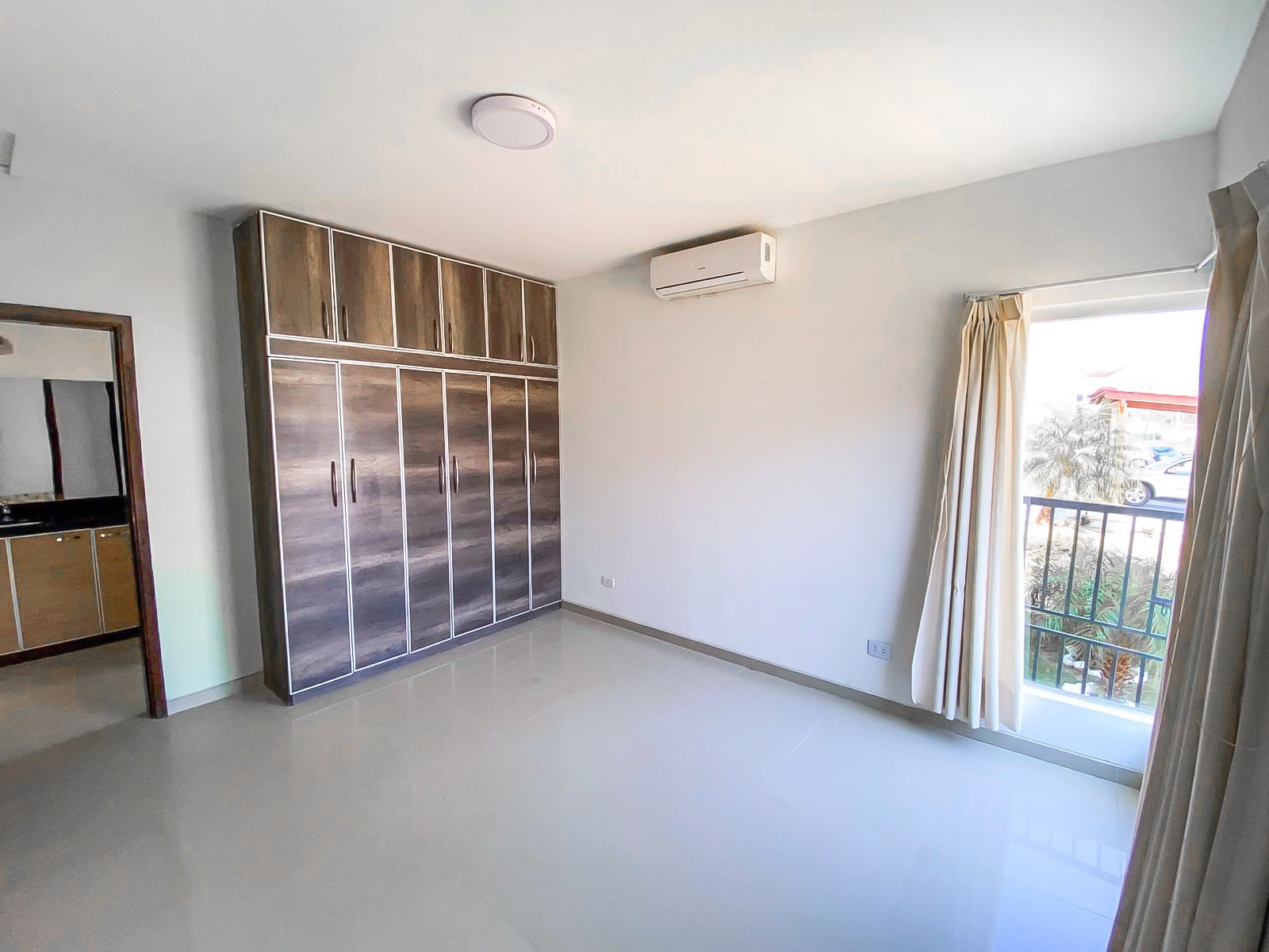 Casa en Venta<b>CASA EN VENTA EN EL URUBÓ - CONDOMINIO SANTA CRUZ DE LA COLINA</b> 4 dormitorios 4 baños 2 parqueos Foto 11