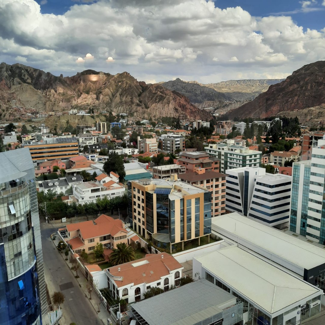 En Alquiler a $us 1,100 Foto 11