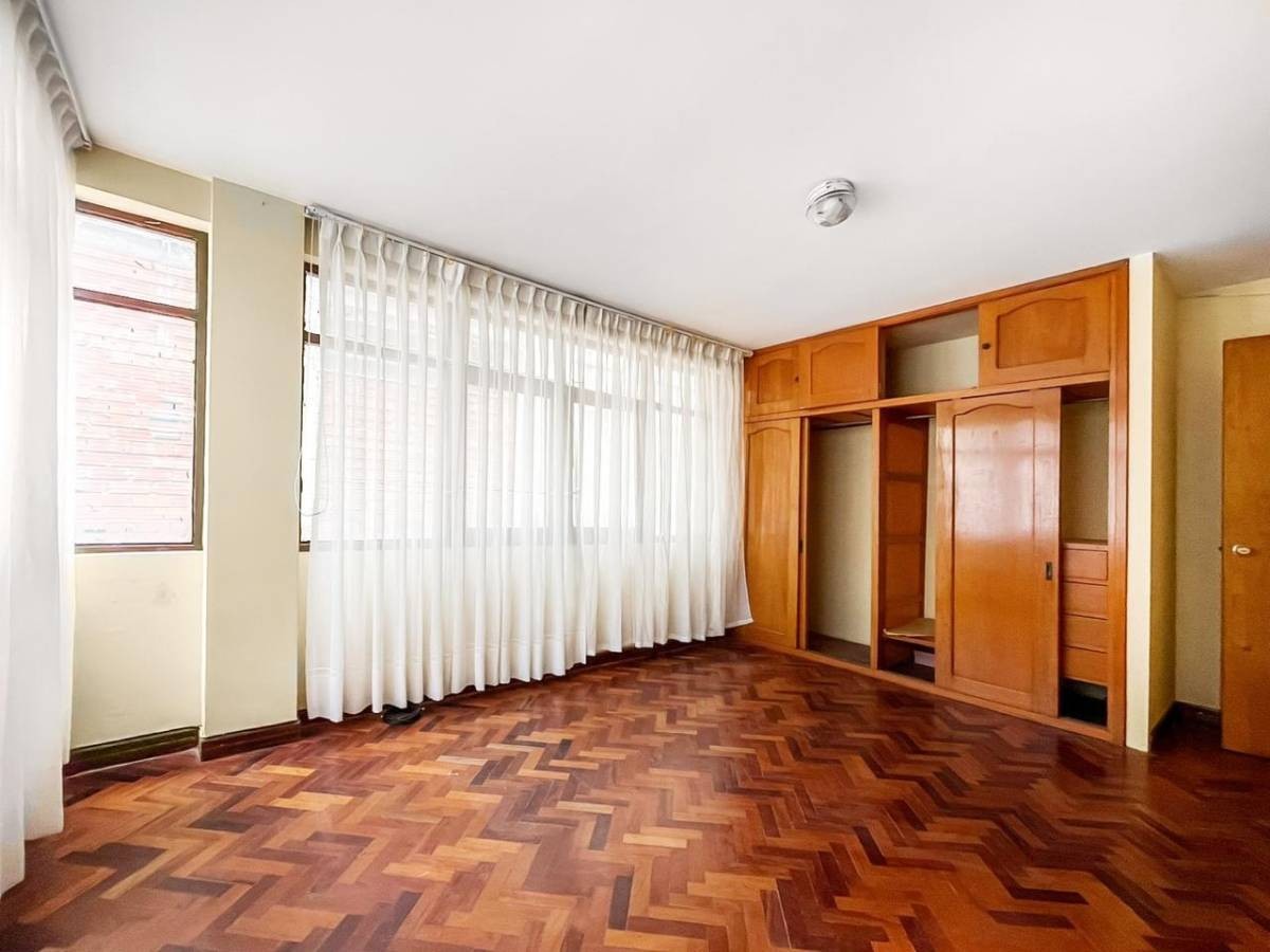 Departamento en Seguencoma en La Paz 3 dormitorios 2 baños 1 parqueos Foto 13