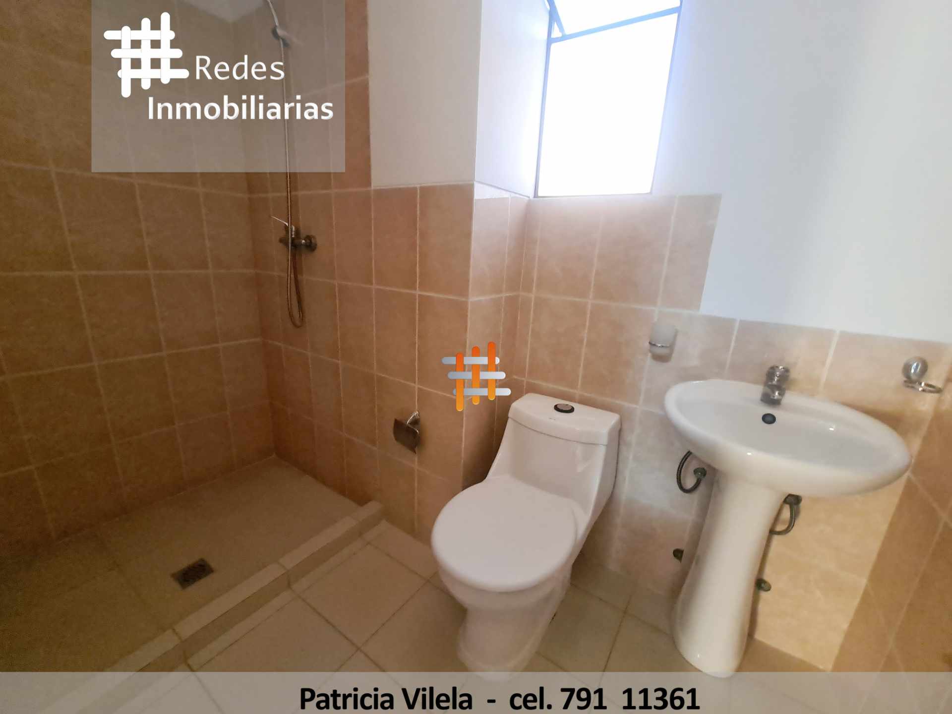 Departamento en Venta¡¡¡¡¡OFERTA!!!!!
EN PLENO ACHUMANI 3 DORMITORIOS EN VENTA SUPER PRECIO  Foto 7