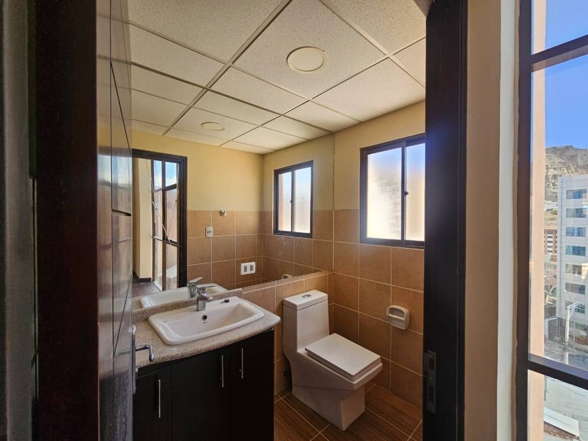 Edificio en San Miguel en La Paz 36 dormitorios 21 baños 7 parqueos Foto 12