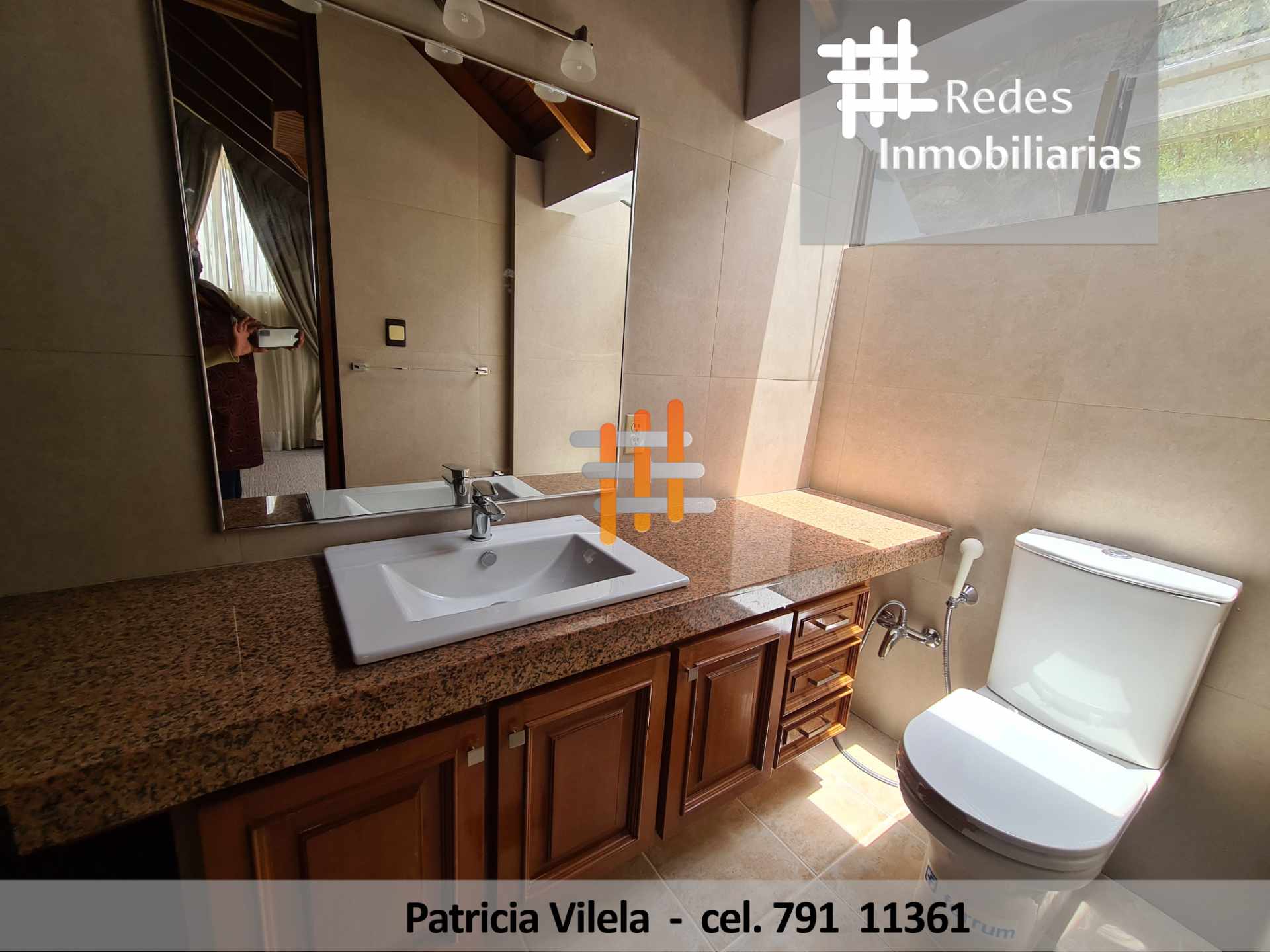 Casa en Auquisamaña en La Paz 4 dormitorios 7 baños 2 parqueos Foto 19