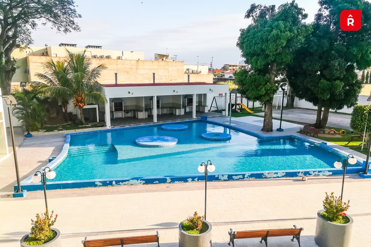 Departamento en Entre 4to y 5to anillo Norte en Santa Cruz de la Sierra 3 dormitorios 2 baños 1 parqueos Foto 3