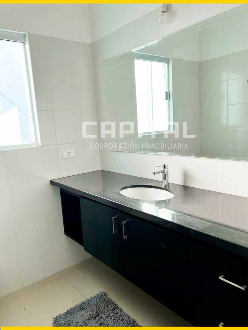 Casa en AlquilerCASA EN ALQUILER CON O SIN MUEBLES EN CONDOMINIO AL NORTE 3 dormitorios 2 baños 2 parqueos Foto 3