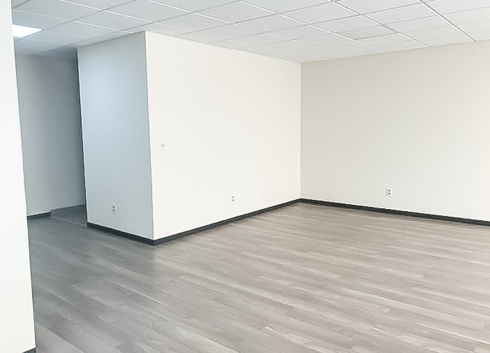 Oficina en Alquiler<b>OFICINA EN ALQUILER, CALACOTO, TORRE EMPRESARIAL.</b> 2 dormitorios 2 baños 2 parqueos Foto 4