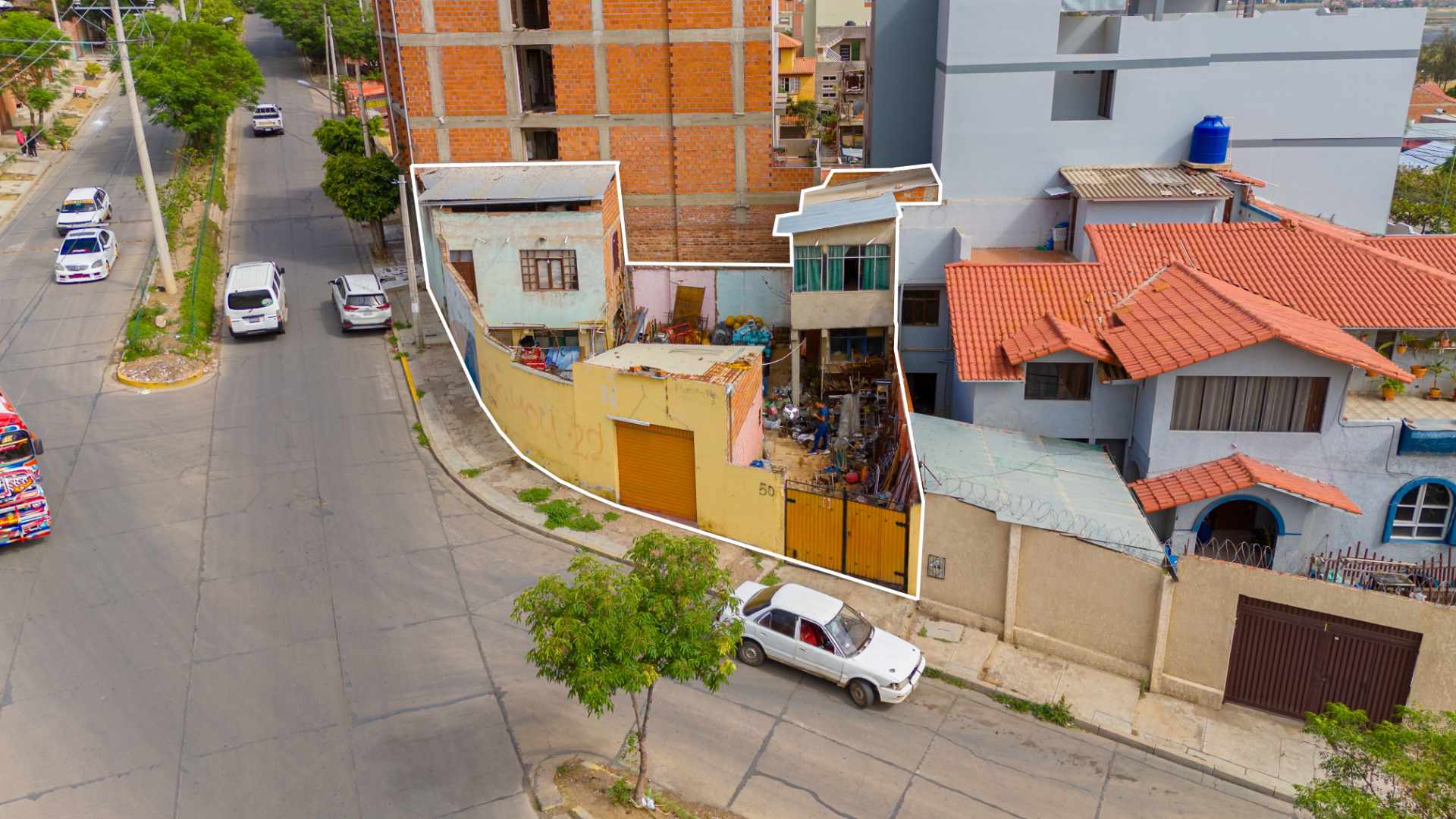 Casa  Av. Los Andes, Esq. Calle Libertad (Av. Siglo XX), a 1 cuadra del Biblioavión de la Av. Suecia. Foto 20