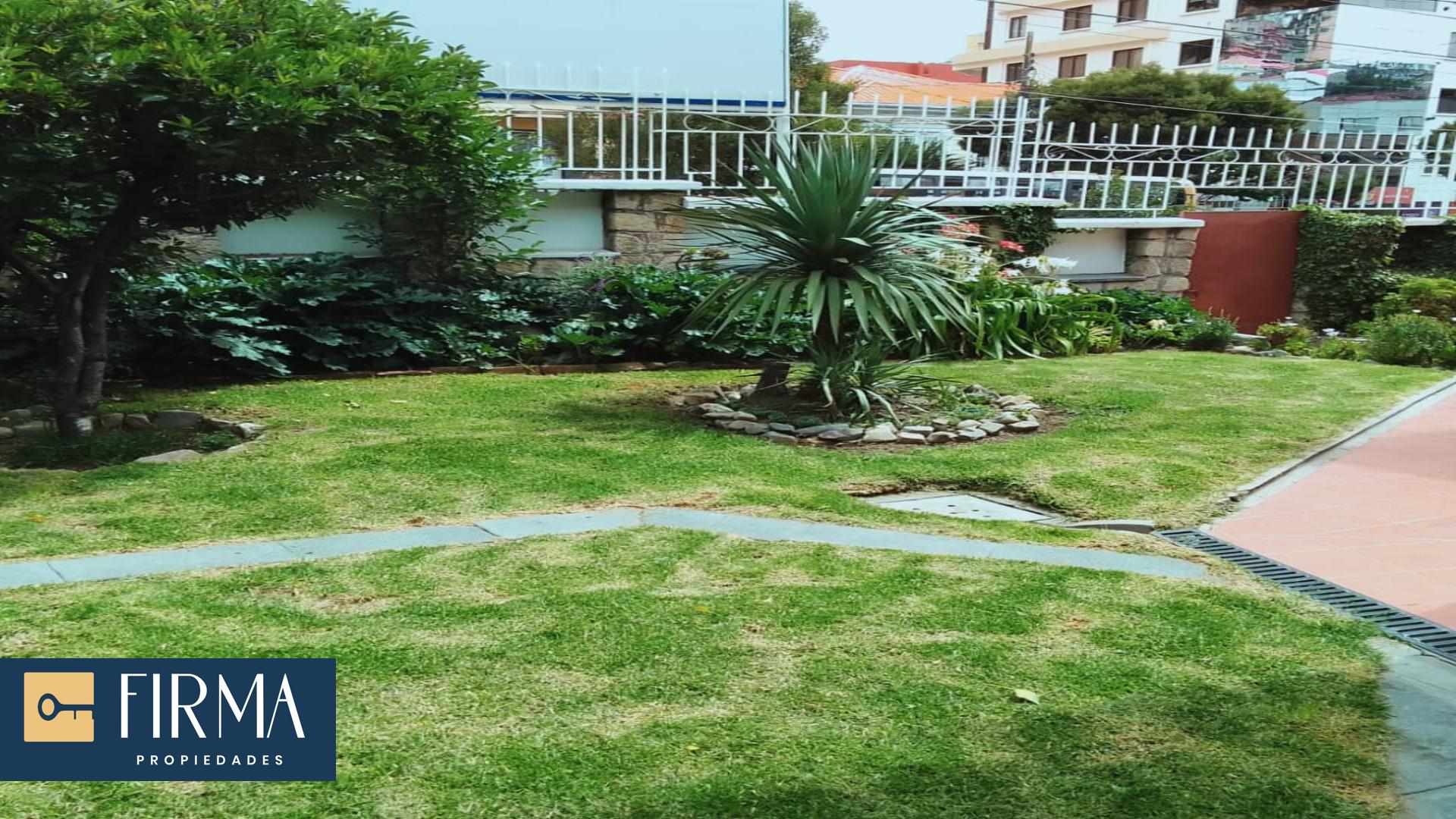 Casa en VentaCASA EN VENTA EN OBRAJES  28 dormitorios 5 baños 2 parqueos Foto 1
