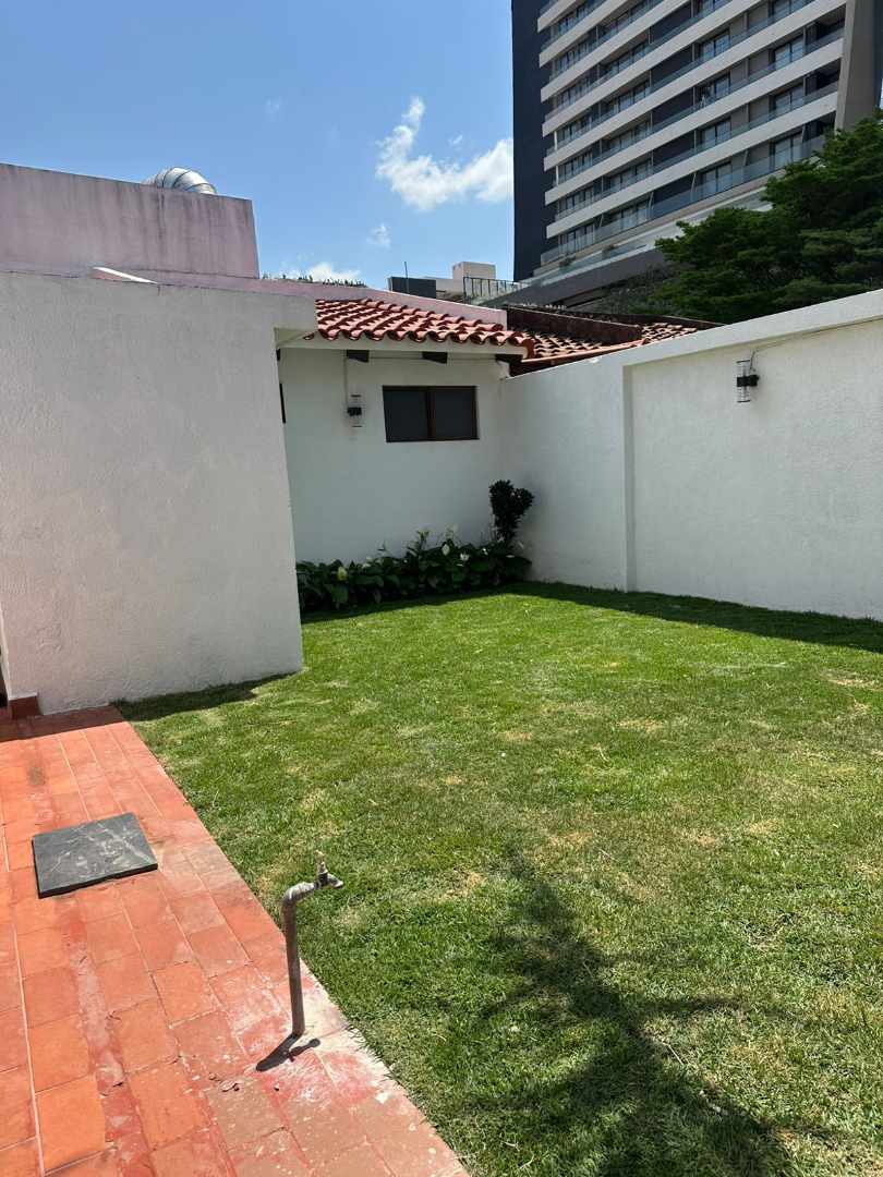 Casa SIRARI SOBRE EL 3er anillo 
CASA EN ALQUILER PARA OFICINA 
 Foto 6