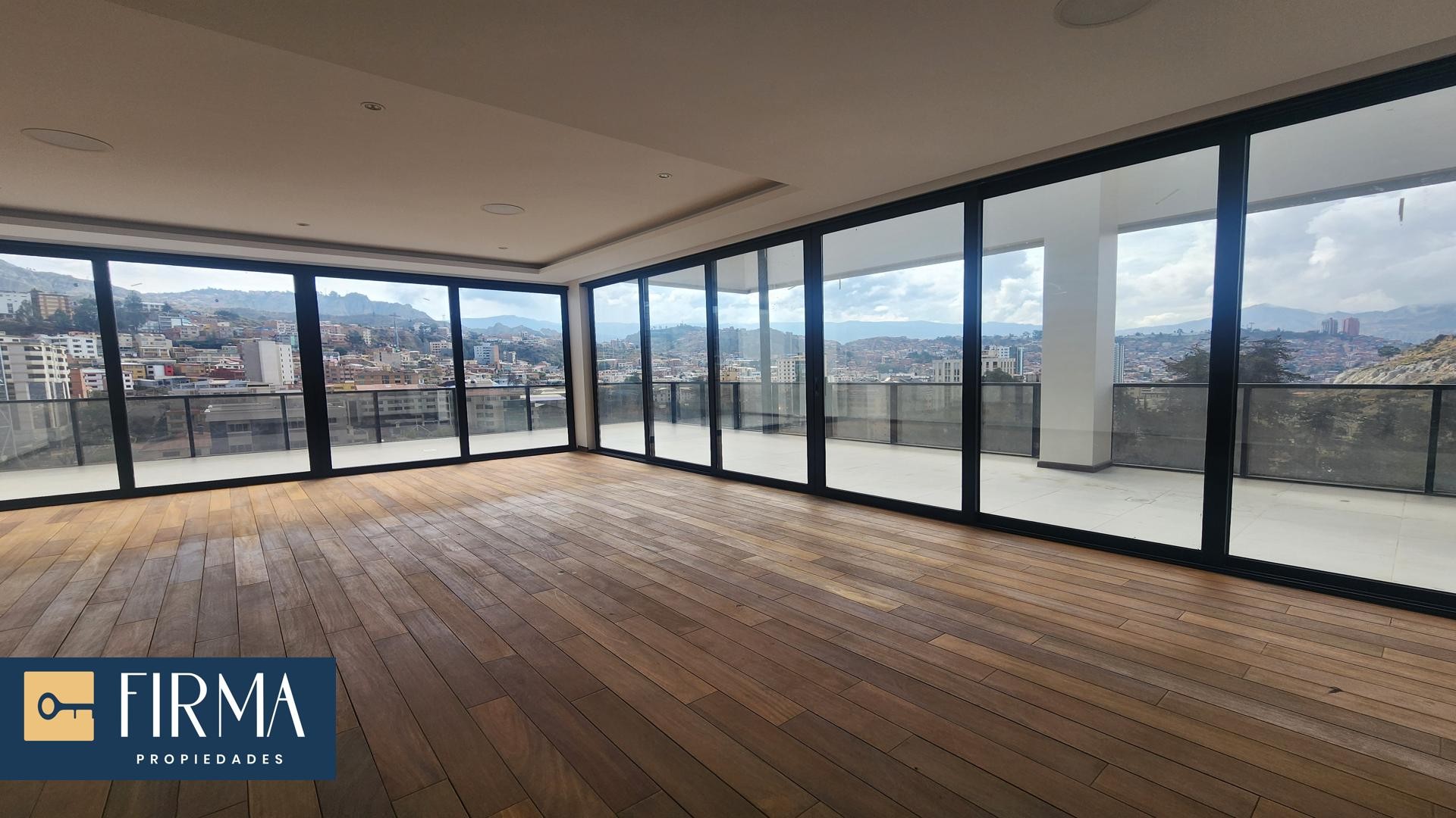 Departamento DEPARTAMENTO DUPLEX DE LUJO CON TERRAZA PRIVADA A ESTRENAR EN VENTA, OBRAJES Foto 1