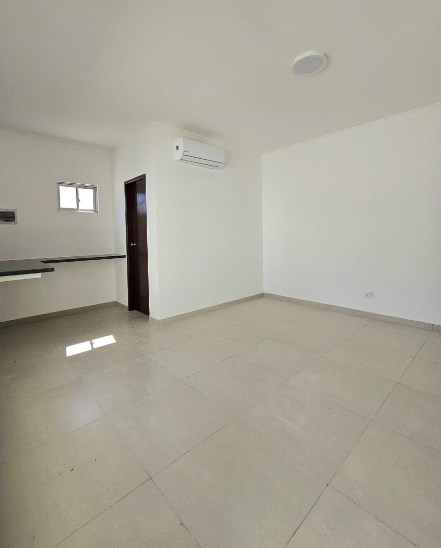 En Alquiler a Bs 12,500 Foto 4
