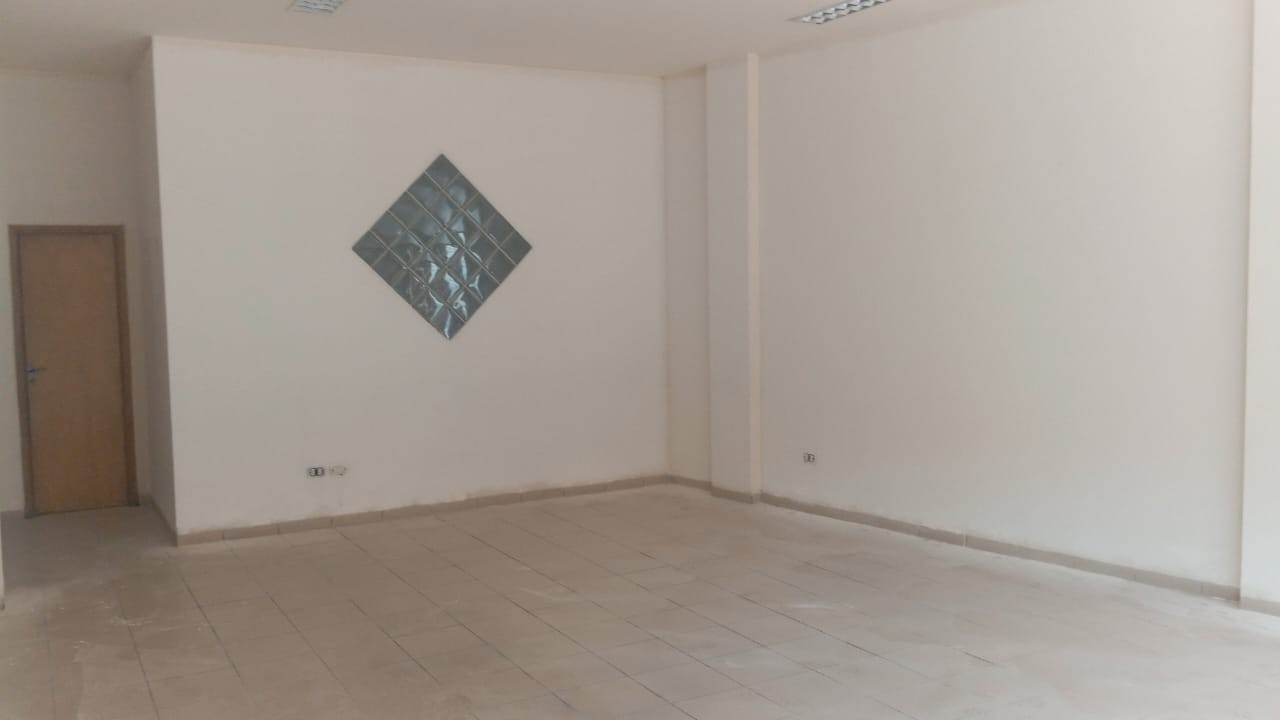 Local comercial en Centro en Santa Cruz de la Sierra  1 baños  Foto 2