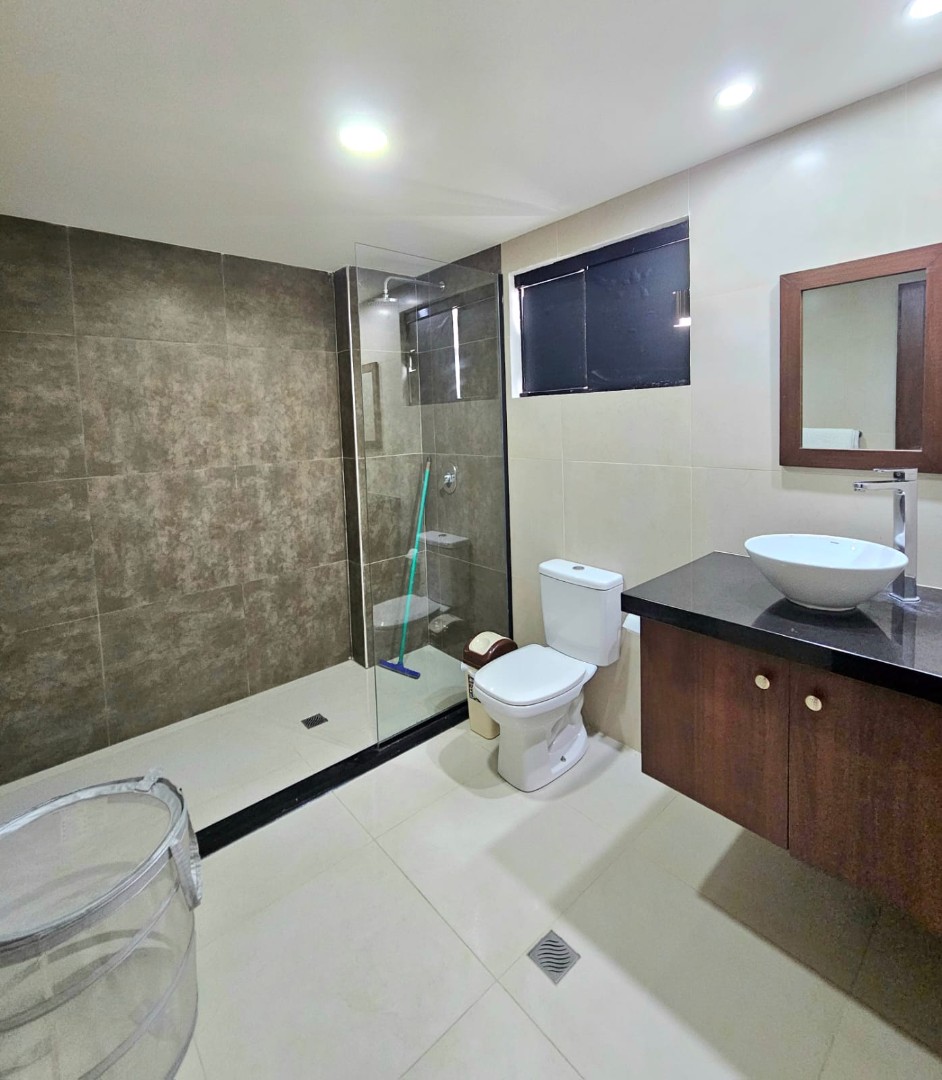 Departamento en Entre 2do y 3er anillo Oeste en Santa Cruz de la Sierra 1 dormitorios 1 baños  Foto 11