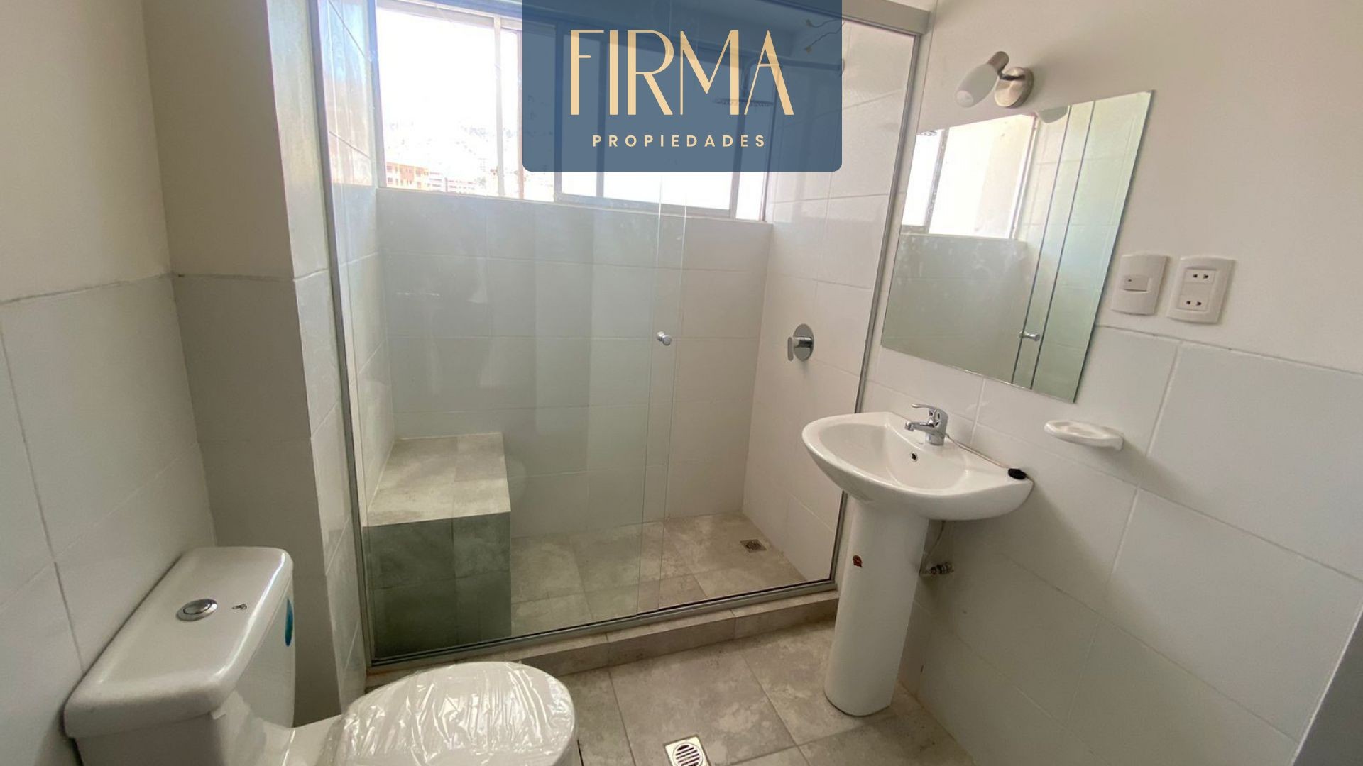 Departamento en Sopocachi en La Paz 4 dormitorios 4 baños 1 parqueos Foto 7