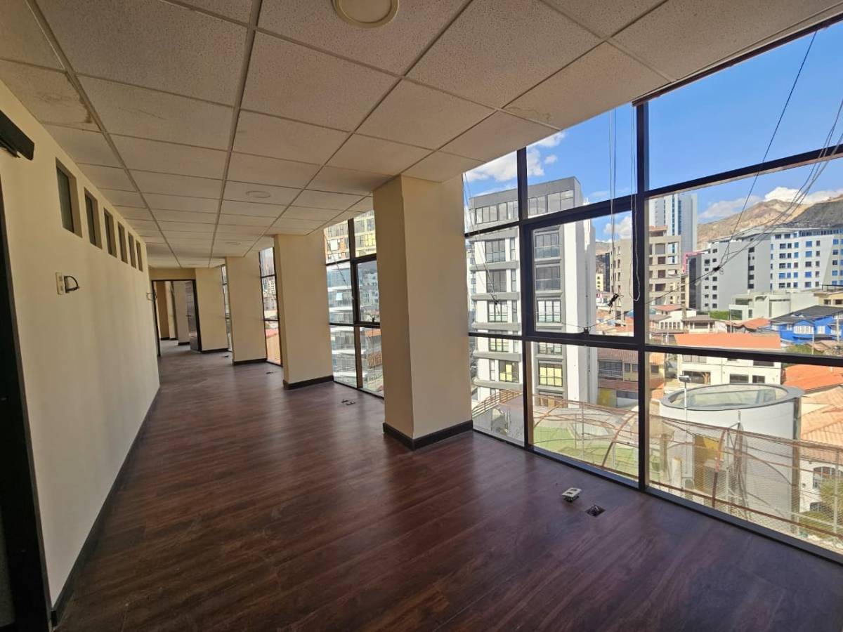 Edificio en San Miguel en La Paz 36 dormitorios 21 baños 7 parqueos Foto 9