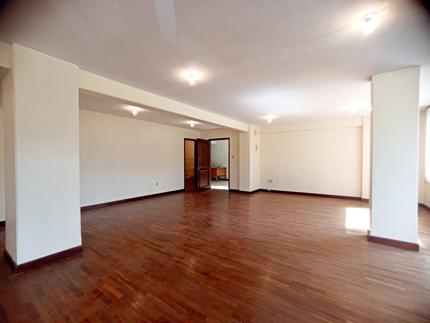 Oficina en VentaObrajes  1 dormitorios 1 baños  Foto 12