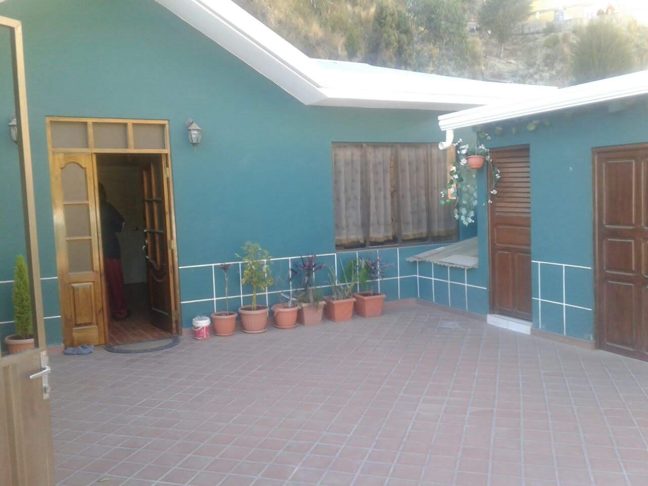 Departamento en Villa Copacabana en La Paz 2 dormitorios 2 baños  Foto 1