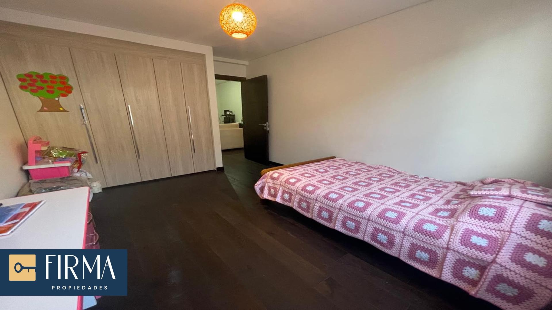 Departamento en VentaDEPARTAMENTO EN VENTA EN CALACOTO - CONDOMINIO CERRADO  3 dormitorios 3 baños  Foto 6