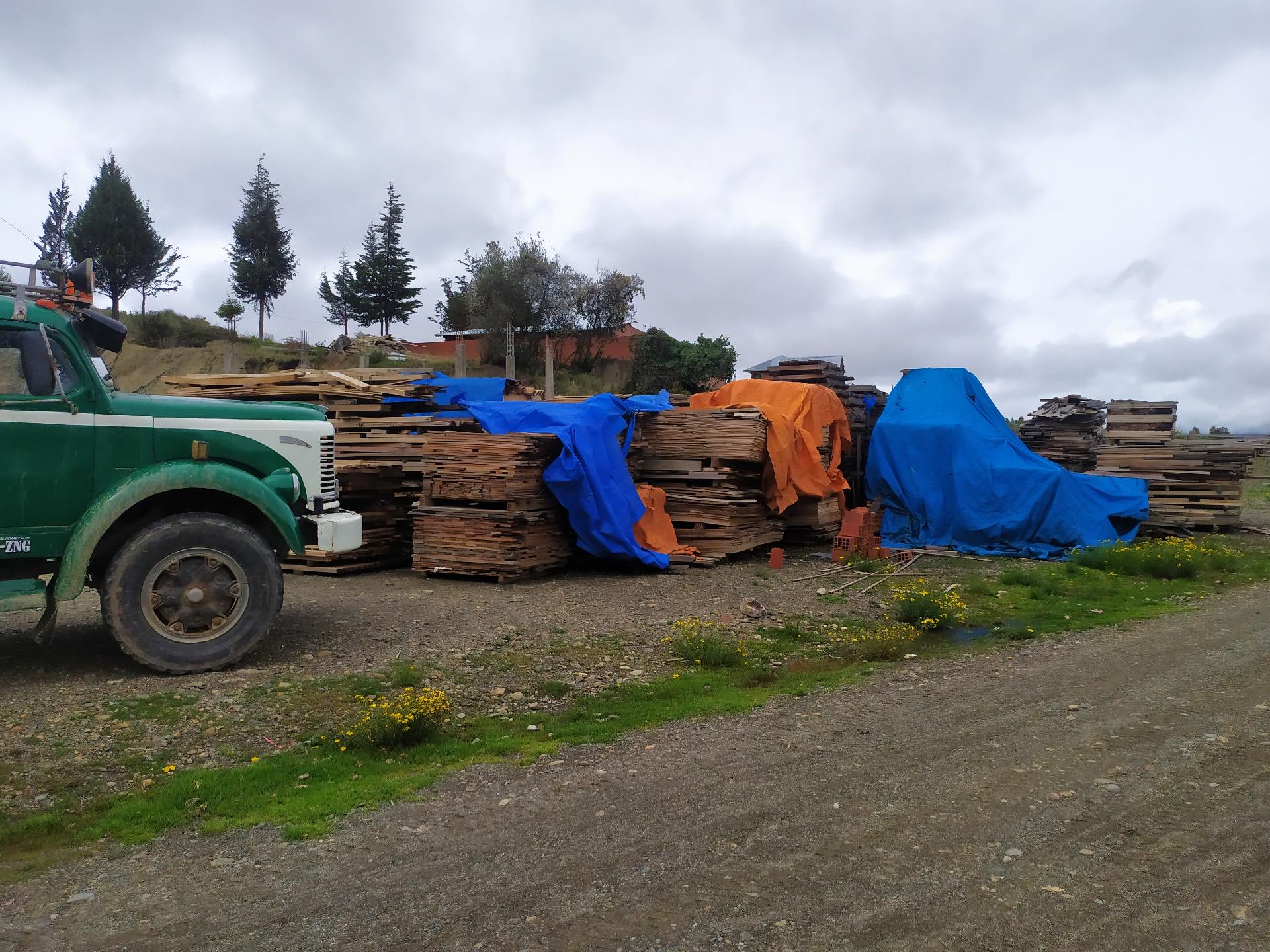 Galpón Achocalla Foto 10