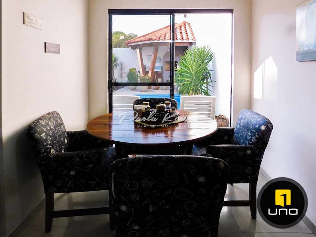 Casa en Carretera Norte en Santa Cruz de la Sierra 4 dormitorios 4 baños 4 parqueos Foto 12
