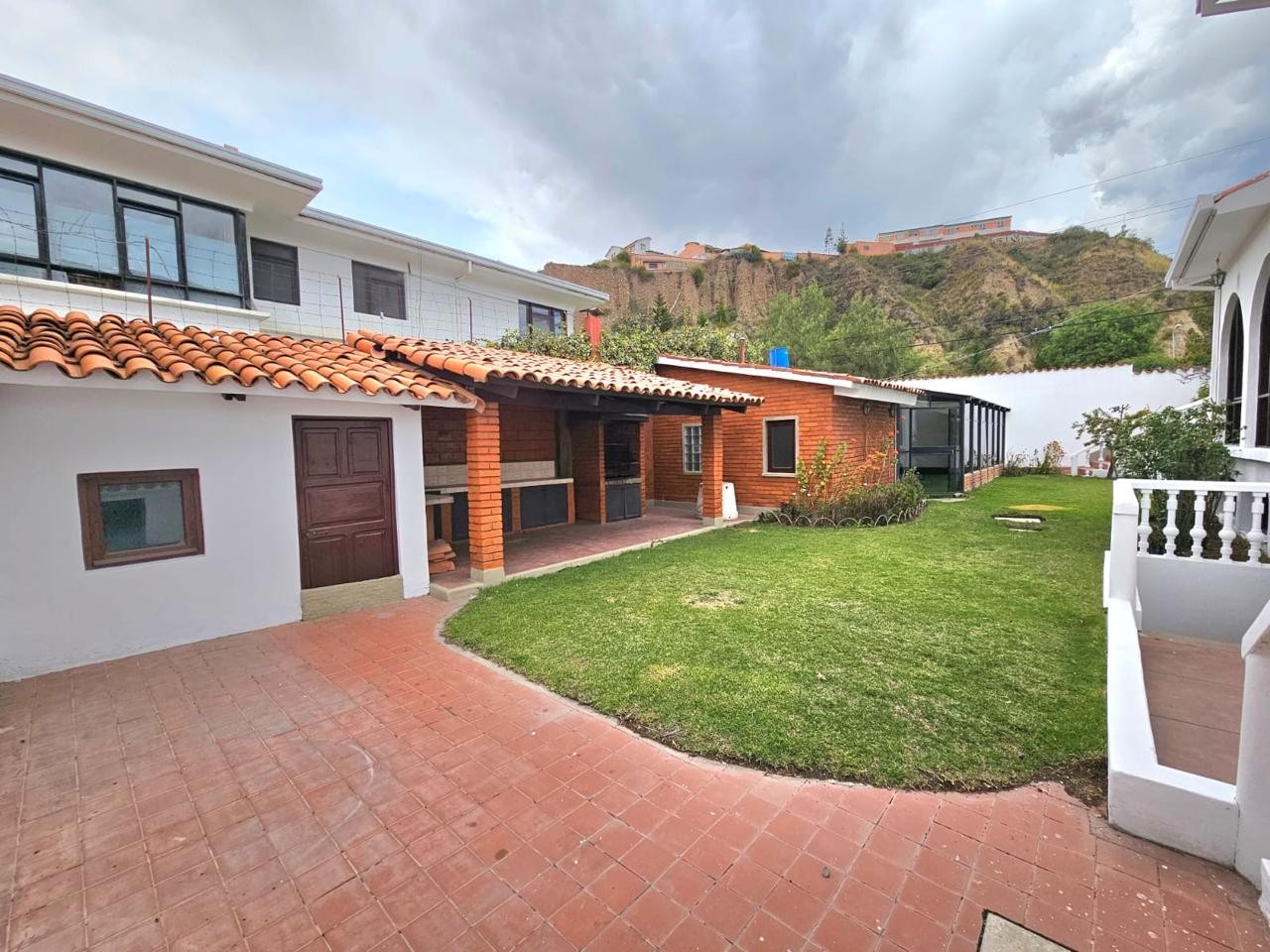 Casa en AlquilerCALACOTO 4 dormitorios 4 baños 3 parqueos Foto 4