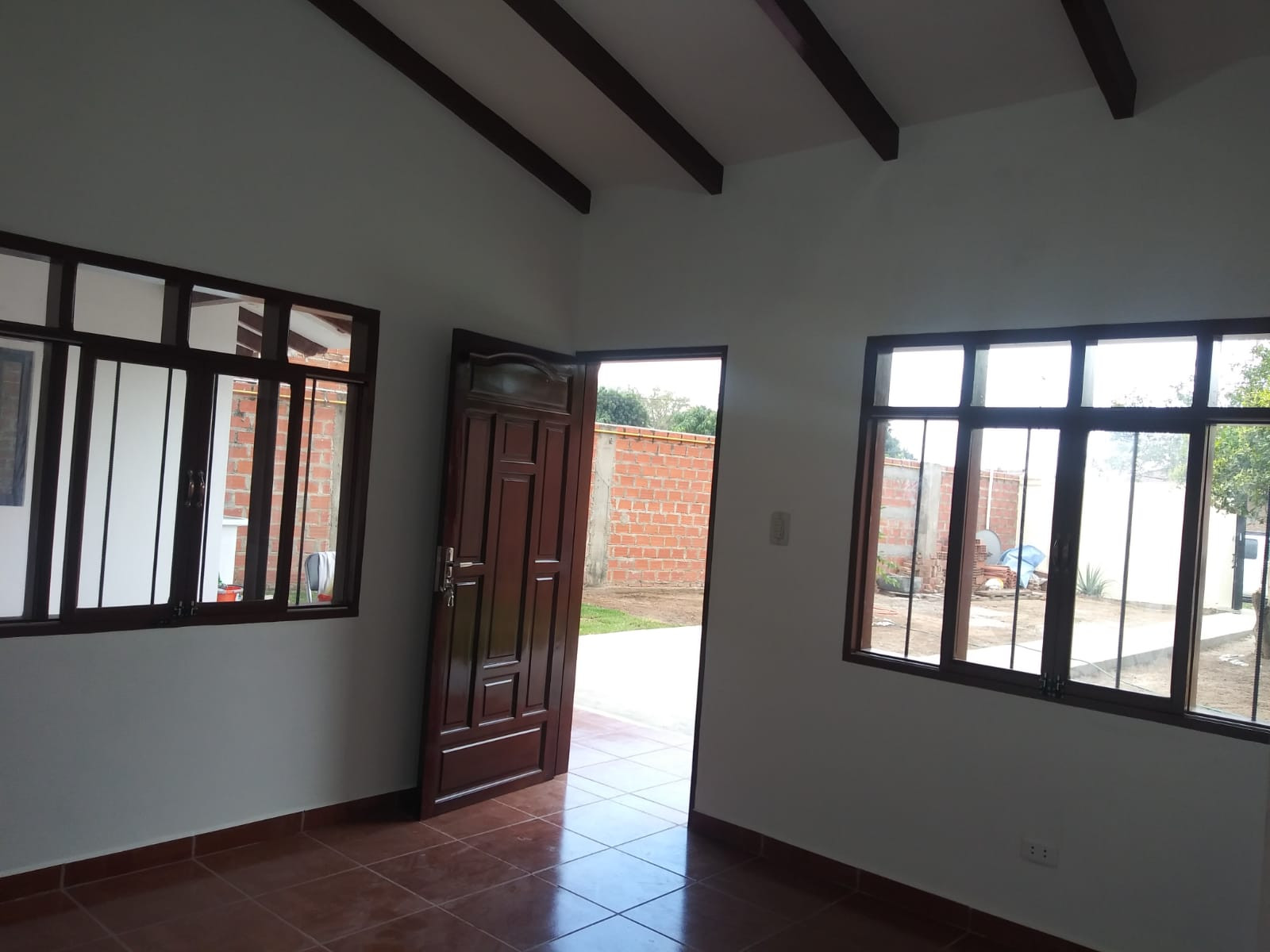 Casa en VentaCASA en VENTA en Pampa de la Isla - Avenida Montecristo (ver ubicacion) 2 dormitorios 1 baños 3 parqueos Foto 6