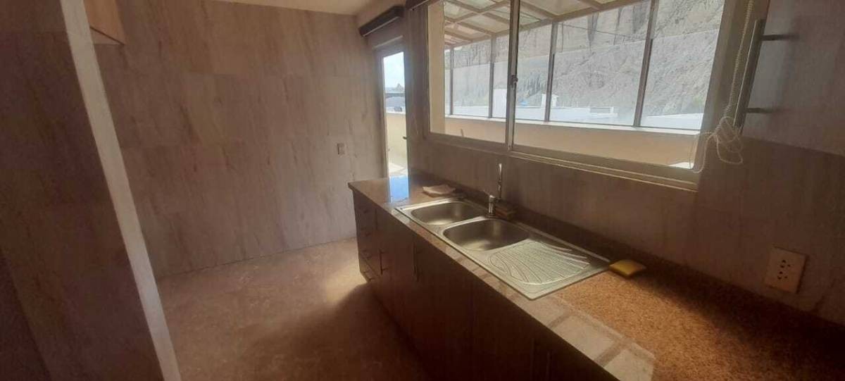 Departamento en VentaACHUMANI, CALLE 32 3 dormitorios 4 baños 1 parqueos Foto 12