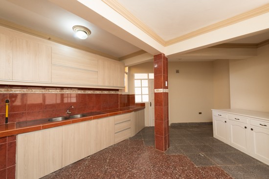 En Venta a $us 170,050 Foto 5