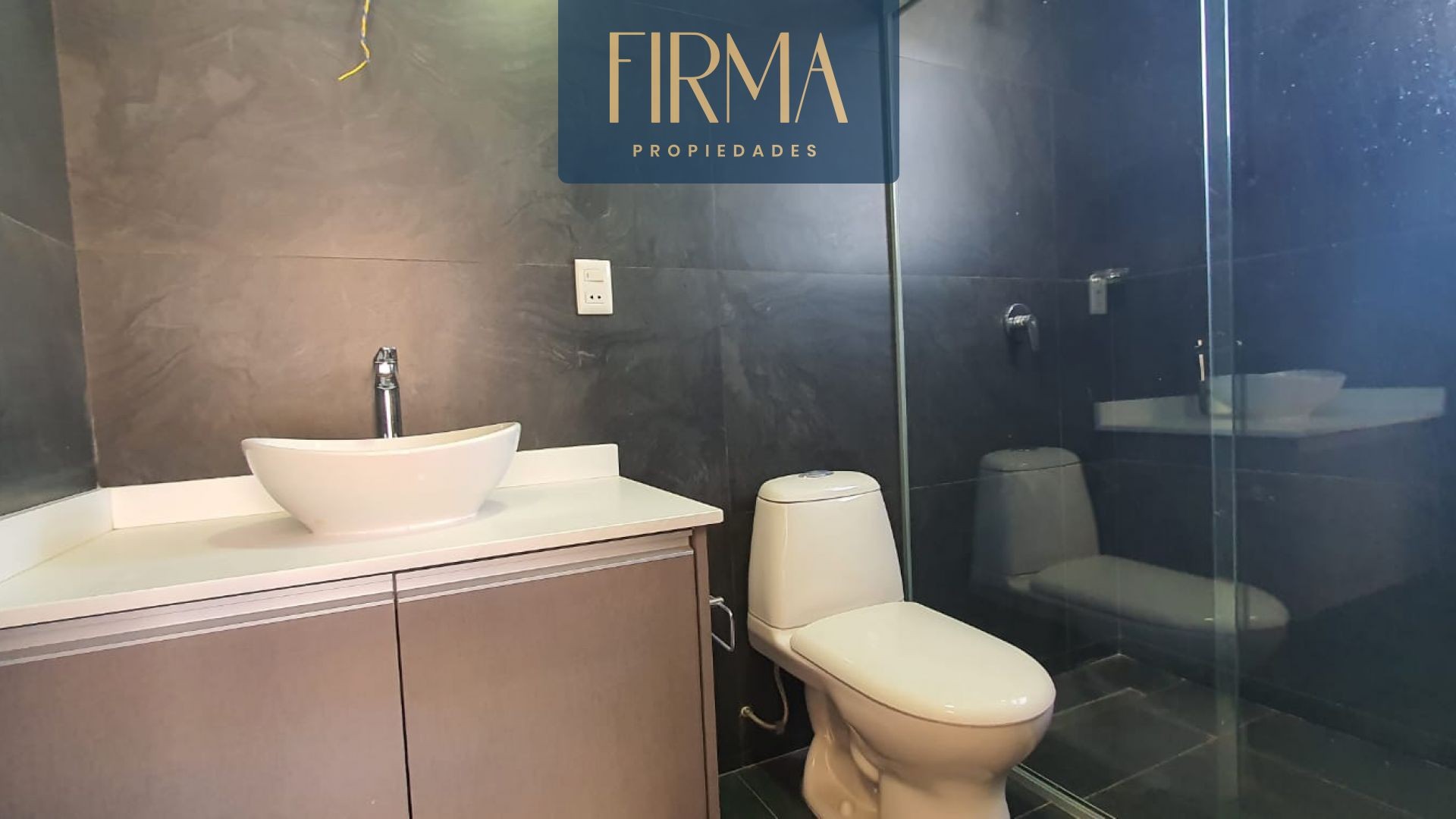 Departamento en Irpavi en La Paz 3 dormitorios 3 baños 2 parqueos Foto 10