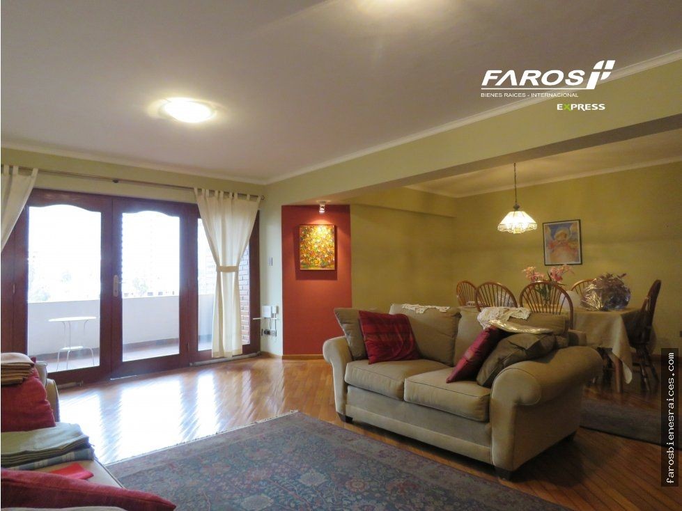 Departamento en VentaEXCLUSIVO DEPARTAMENTO EN VENTA EN EDIF. DE PRESTIGIO RECOLETA 3 dormitorios 3 baños 1 parqueos Foto 3