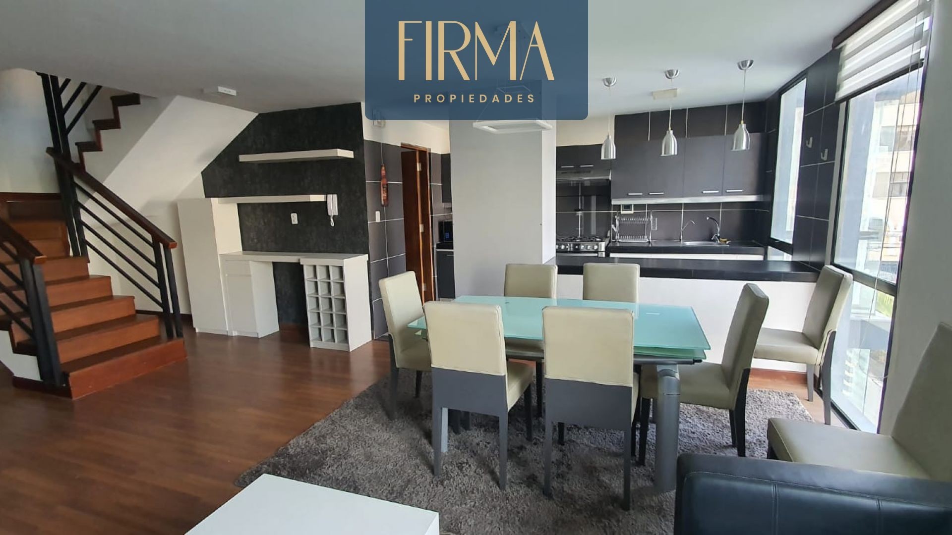 Departamento en Achumani en La Paz 2 dormitorios 3 baños 1 parqueos Foto 2