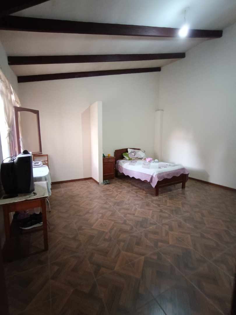 Casa en Jayhuayco en Cochabamba 5 dormitorios 4 baños 1 parqueos Foto 14