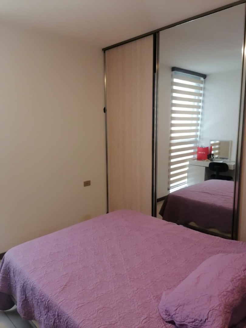 Departamento en Entre 2do y 3er anillo Norte en Santa Cruz de la Sierra 4 dormitorios 3 baños 1 parqueos Foto 10