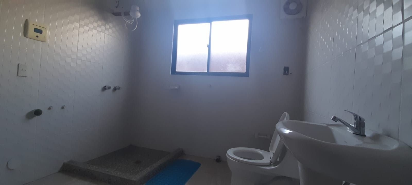 En Alquiler a Bs 1,500 Foto 12