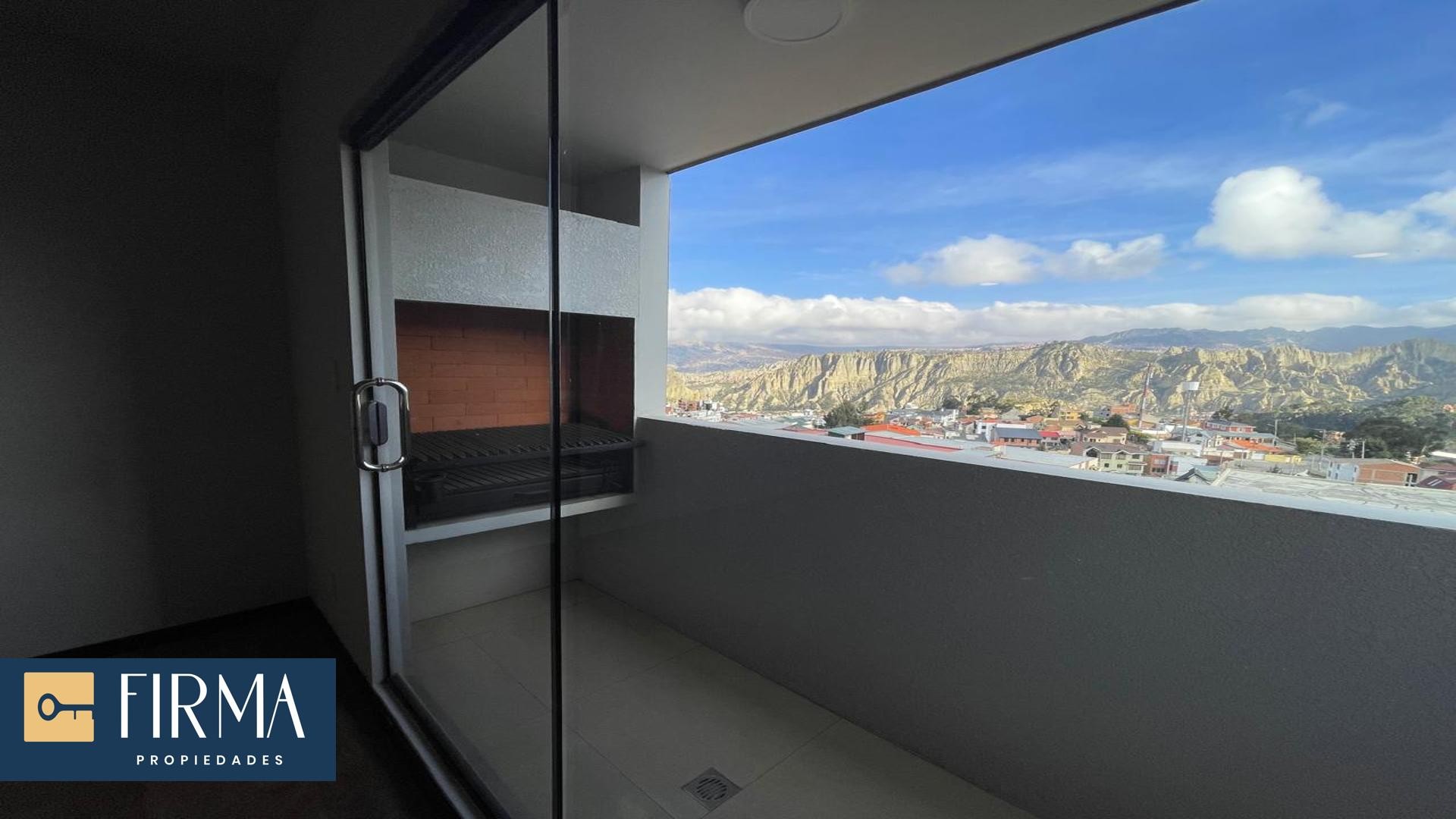 Departamento en Achumani en La Paz 3 dormitorios 3 baños 1 parqueos Foto 5