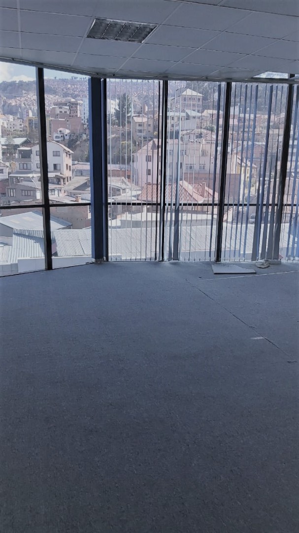 Oficina OFICINAS EN ALQUILER INMEDIACIONES PLAZA AVAROA Foto 4