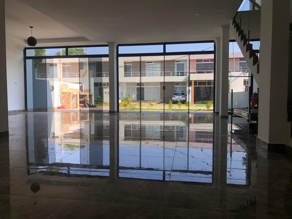 Casa en VentaCondomonio Valle Norte 2 Av. Banzer 8vo anillo 4 dormitorios 3 baños 2 parqueos Foto 14