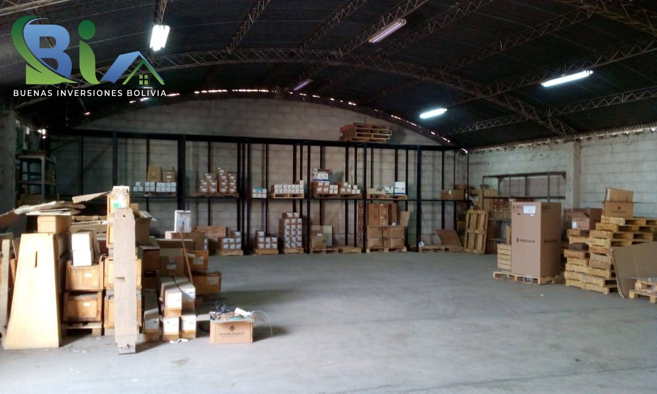 Galpón $us.455.000.- GALPON + DEPOSITO + VIVIENDA 961M2 AV. CAPITAN USTARIZ Foto 7