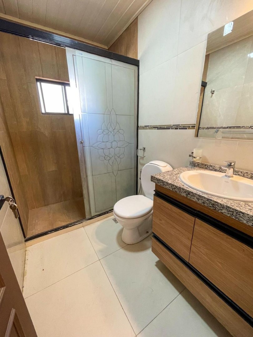 En Venta a $us 330,000 Foto 12